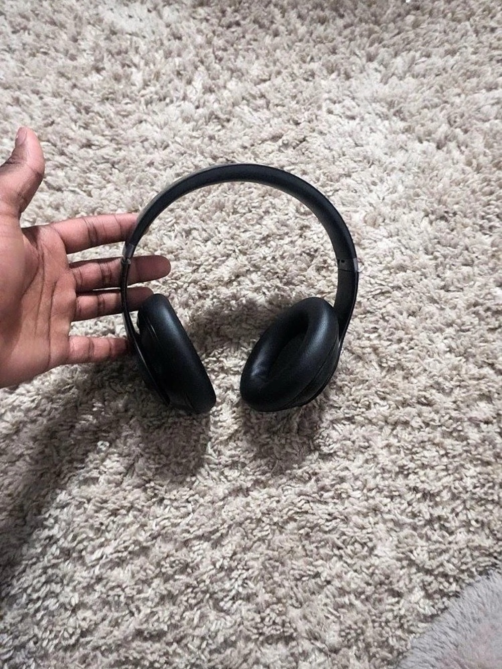 Beats Studio Pros w/ Noise Cancelation & in perfect condition